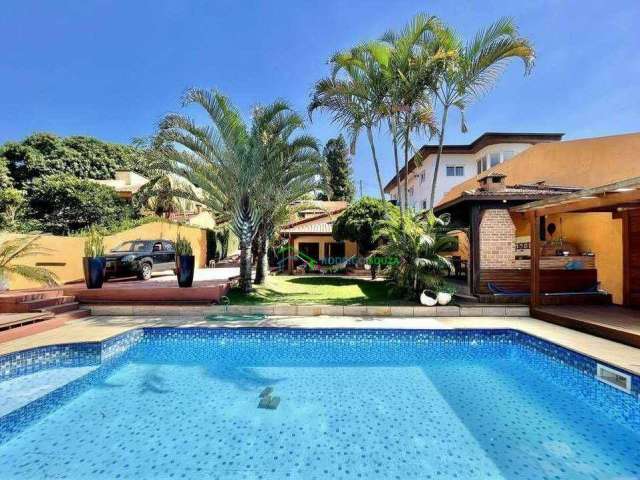 Casa com 3 dormitórios à venda, 494 m² por R$ 1.470.000,00 - Chácara dos Lagos - Carapicuíba/SP