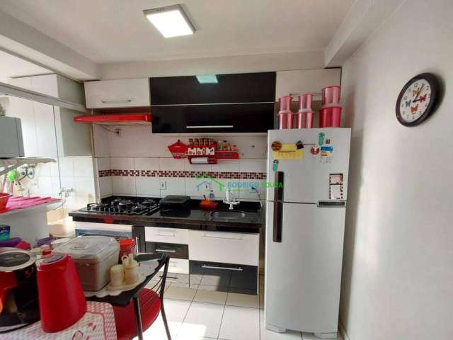 Apartamento com 2 dormitórios à venda, 43 m² por R$ 215.000,00 - Vila da Oportunidade - Carapicuíba/SP