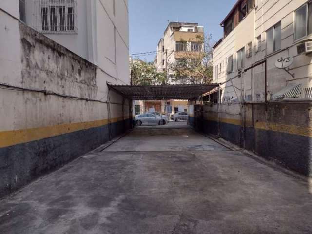 Terreno comercial à venda no Méier, Rio de Janeiro  por R$ 650.000