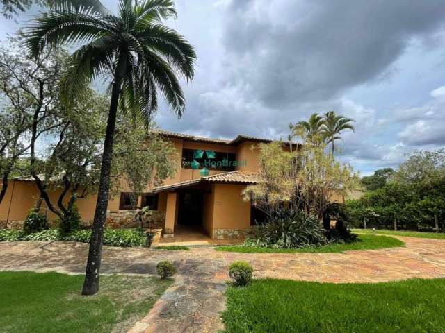 Casa em Condomínio para Venda em Lagoa Santa, Estância das Amendoeiras, 4 dormitórios, 2 suítes, 5 banheiros, 4 vagas