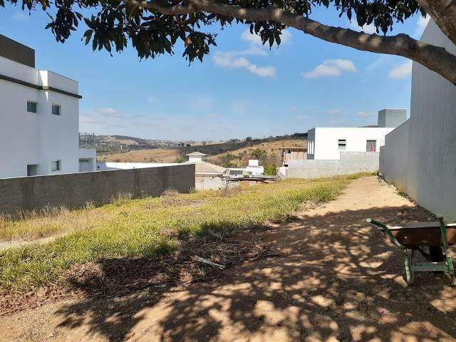 Lote em condominio 