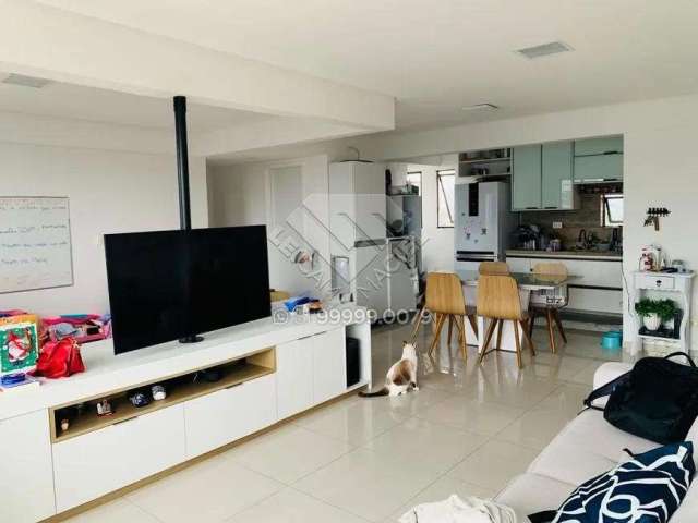 Apartamento reformado com 93m² em Casa Amarela