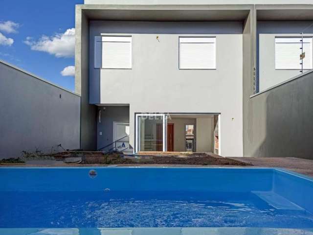 Casa à venda em Estância Velha - Bela Vista com piscina e churrasqueira