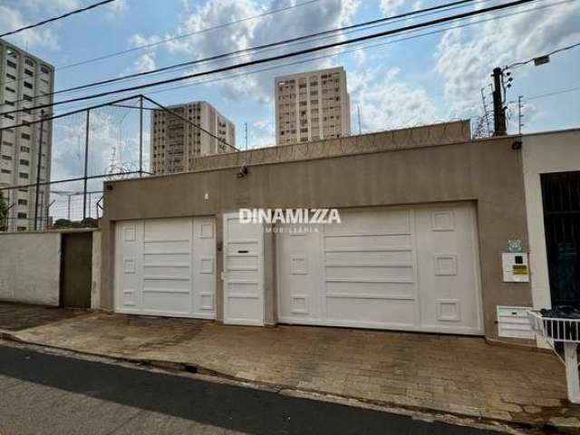 Casa com 5 quartos à venda na Rua do Carmo, Nossa Senhora da Abadia, Uberaba por R$ 1.200.000