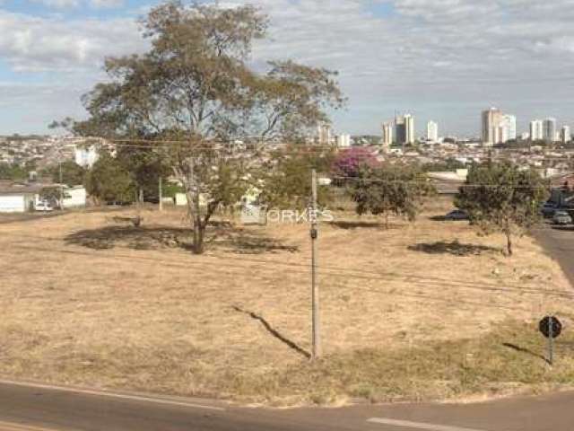 Terreno, uma quadra inteira no Jardim Europa.