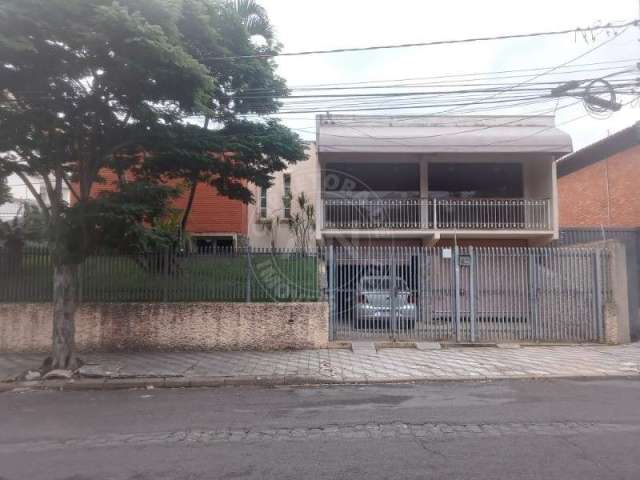 Casa com 3 quartos à venda no Centro, Salto  por R$ 1.400.000