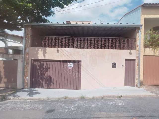 Casa com 3 quartos à venda no Jardim das Rosas, Itu  por R$ 580.000