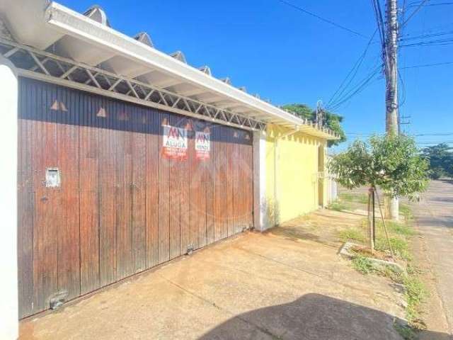 Casa com 3 quartos à venda no Parque Residencial Mayard, Itu  por R$ 530.000