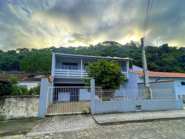 Casa para Venda em Blumenau, Valparaiso, 2 dormitórios, 2 banheiros, 1 vaga