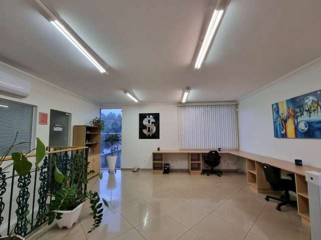 Vila aricanduva - prédio comercial - 238m² - 3 vagas e depósito - 400m do metrô penha !!