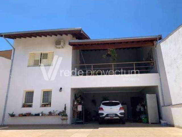 Casa com 3 quartos à venda no Parque Jambeiro, Campinas , 242 m2 por R$ 752.000