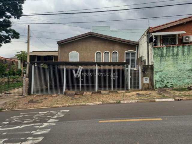 Casa com 2 quartos à venda na Rua Amadeu Mendes, 380, Vila Lemos, Campinas, 114 m2 por R$ 410.000