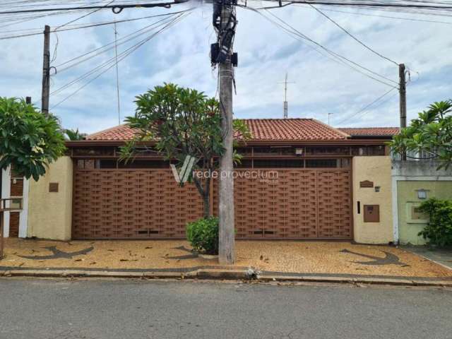 Casa com 3 quartos à venda na Rua Nelson de Souza Bárbara, 376, Jardim Santa Genebra, Campinas, 205 m2 por R$ 690.000