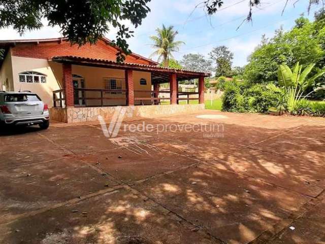 Chácara / sítio com 3 quartos à venda no Parque São Quirino, Campinas , 400 m2 por R$ 800.000