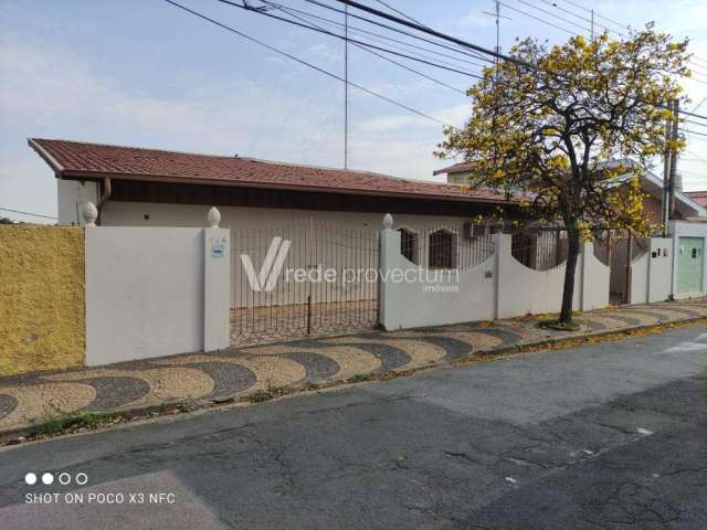 Casa com 3 quartos à venda na Rua Pedro Alexandrino, 149, Vila João Jorge, Campinas, 240 m2 por R$ 560.000