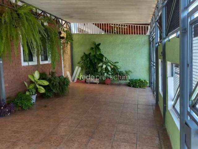 Casa com 2 quartos à venda no Jardim García, Campinas , 150 m2 por R$ 450.000