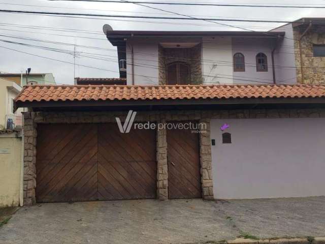 Casa com 3 quartos à venda na Rua São Pedro do Turvo, 313, Parque da Figueira, Campinas, 310 m2 por R$ 1.100.000