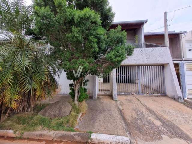 Casa com 3 quartos à venda na Rua Harley Salvador Bove, 380, Parque Jambeiro, Campinas, 250 m2 por R$ 620.000