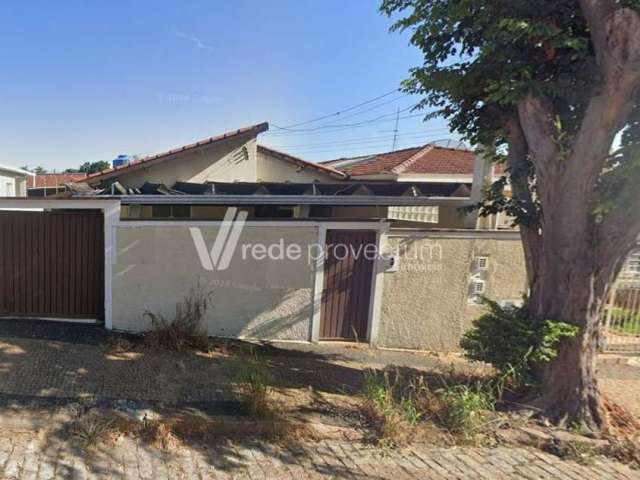 Casa comercial à venda na General Osório, 126, Vila Martina, Valinhos, 181 m2 por R$ 430.000