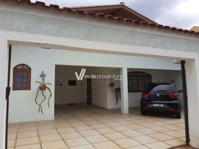 Casa com 3 quartos à venda na Rua Nelson de Souza Bárbara, 180, Jardim Santa Genebra, Campinas, 250 m2 por R$ 700.000