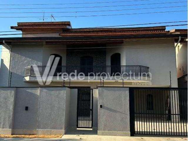 Casa com 4 quartos à venda na Tapaiúnas, 189, Jardim de Itapoan, Paulínia, 396 m2 por R$ 2.200.000