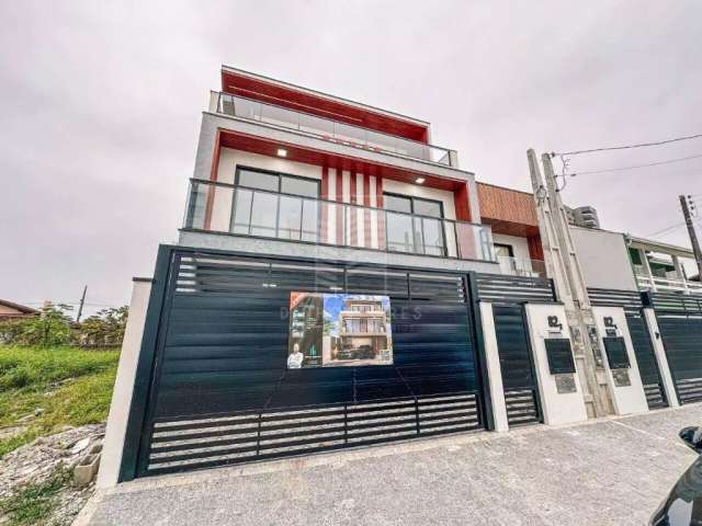 Incrível Triplex com 3 dormitórios e piscina à venda, 245 m² por R$ 1.950.000 - Praia do Quilombo - Penha/SC