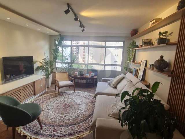 Apartamento para Venda em São Paulo, Moema, 3 dormitórios, 1 suíte, 2 banheiros, 1 vaga