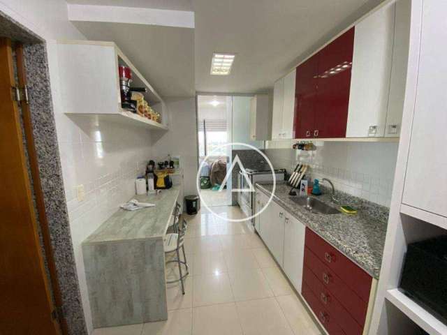 Apartamento com 3 dormitórios à venda, 130 m² por R$ 850.000,00 - Glória - Macaé/RJ