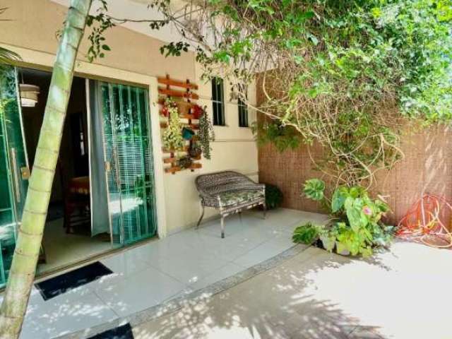 Casa à venda, 110 m² por R$ 650.000,00 - Ouro Verde - Rio das Ostras/RJ