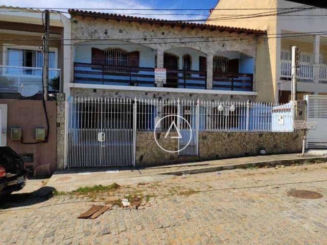 Casa com 3 dormitórios à venda por R$ 600.000,00 - Jardim Santo Antônio - Macaé/RJ