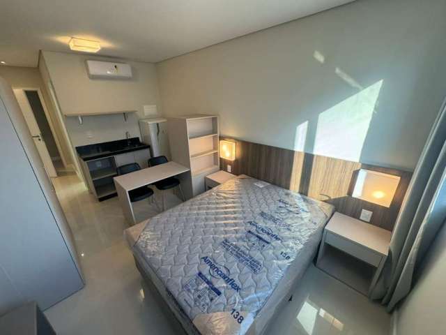 Apartamento com 1 quarto para alugar na João de Deus, 101, Trindade, Florianópolis por R$ 2.695