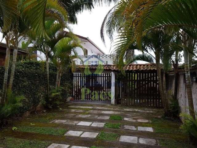 Casa com 3 quartos à venda no Centro, Guaratuba  por R$ 955.000