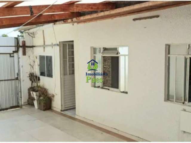 Casa com 2 quartos à venda na Maria Antonieta, Pinhais , 75 m2 por R$ 185.500