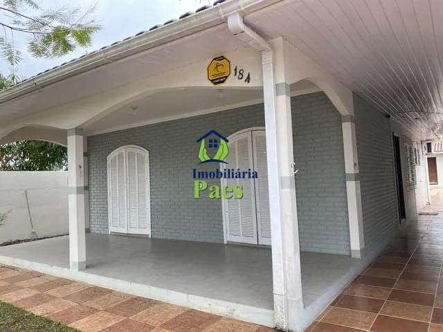 Casa com 4 quartos à venda no Leblon, Pontal do Paraná  por R$ 650.000