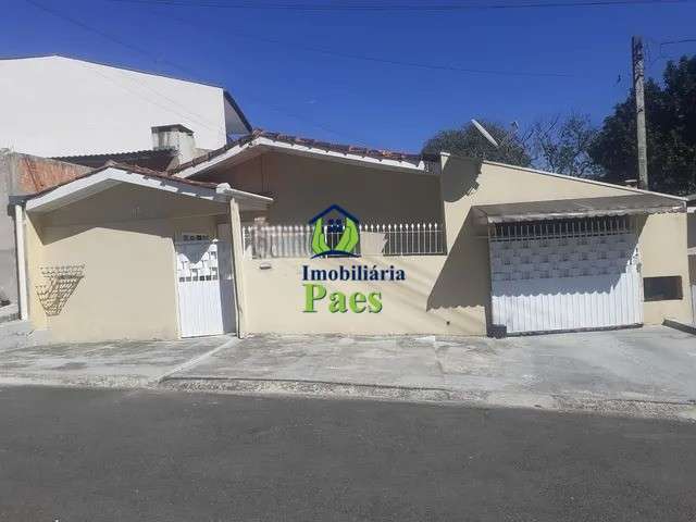 Casa com 3 quartos à venda no Tanguá, Almirante Tamandaré  por R$ 270.000