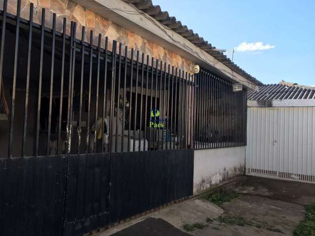 Casa com 2 quartos à venda no Jardim Maria Alice, Piraquara  por R$ 150.000