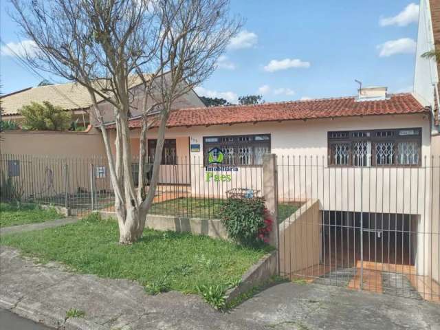 Casa com 4 quartos à venda no Guabirotuba, Curitiba  por R$ 990.000