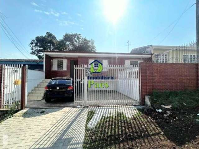 Casa com 3 quartos à venda no Cajuru, Curitiba  por R$ 660.000