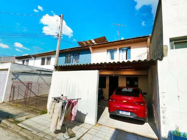 Casa com 3 quartos à venda no Cajuru, Curitiba  por R$ 320.000