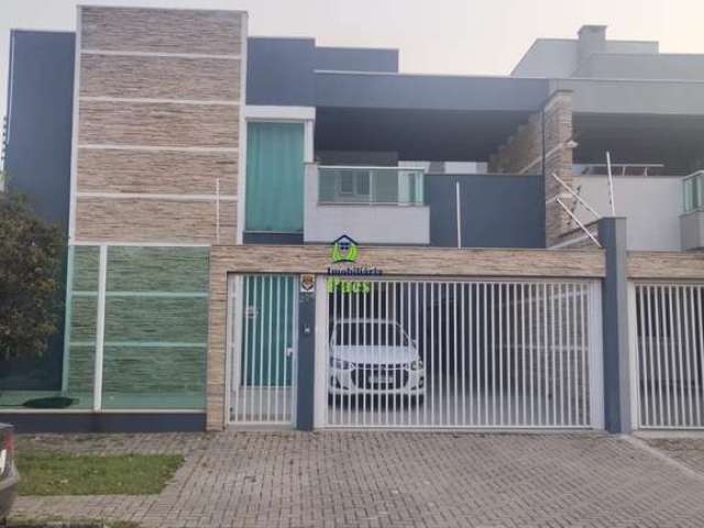 Casa com 3 quartos à venda no Afonso Pena, São José dos Pinhais  por R$ 850.000