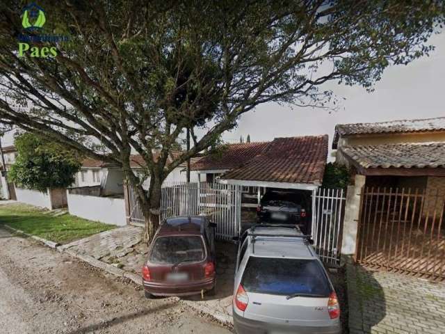 Casa com 5 quartos à venda no São Braz, Curitiba  por R$ 700.000