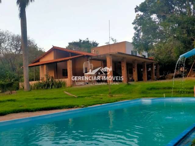 CHACARA EM ESMERALDAS 2.200m²