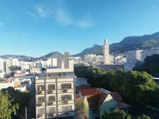 Apartamento á venda com 3 quartos, Tijuca - Rio de Janeiro