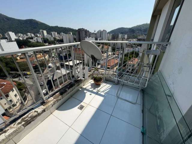 Apartamento á venda rua Barão do Bom Retiro (Grajaú) Varanda, 2 quartos, 1 suite e closet, banheiro social, cozinha e área de serviço.