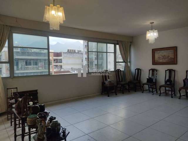 Vendo apartamento Rua Silva Guimarães - 3 Quartos sendo