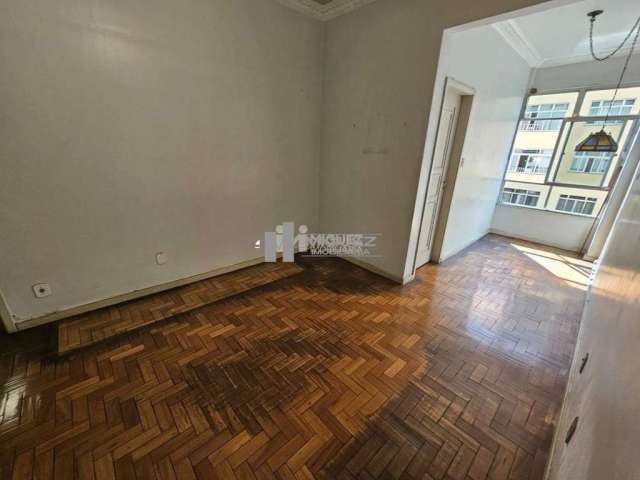 Rua Afonso Pena  - Apartamento a venda 2 quartos - Tijuca