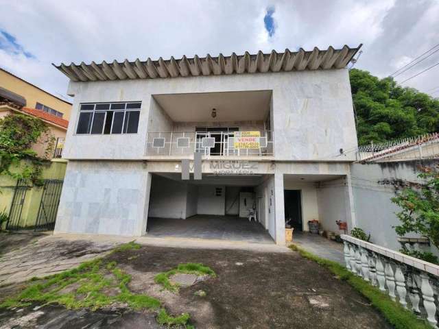 Casa com 8 quartos, Jardim Guanabara - Rio de Janeiro