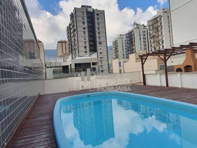 Apartamento com varanda, 2 quartos, suíte, vaga de garagem, piscina, Rua Dona Maria - Tijuca - Rio de Janeiro