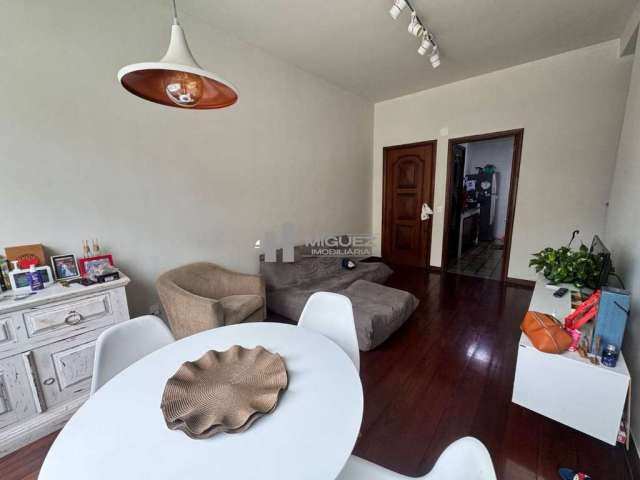 Vendo apartamento Rua São Francisco Xavier (Tijuca) 2 quartos entre as Ruas Visconde de Itamarati e Avenida Maracanã