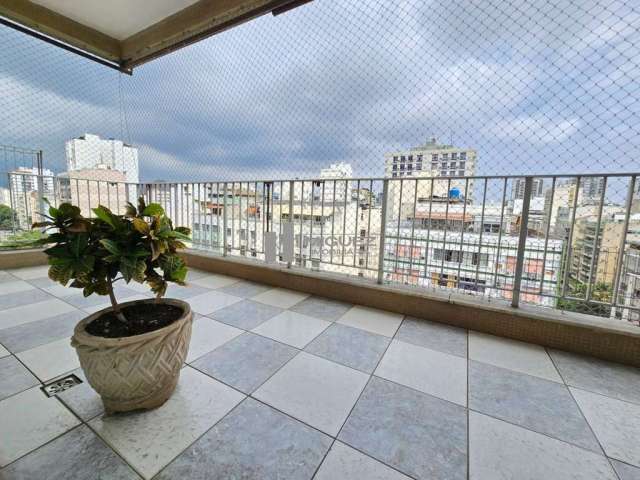 Cobertura a venda na Rua Haddock Lobo, uma quadra do metrô Afonso Pena. Varandão, sala ampla, 2 quartos sendo 1 suíte, banheiro social, cozinha ampla e um belo terraço com vista panorâmica. 1 vaga de 